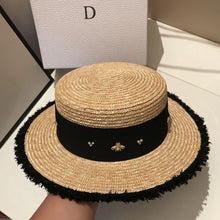 Load image into Gallery viewer, Ladies Sun Fedora Hats Small Bee Straw Hat European And American Retro Hat Female Sunshade Flat Cap
