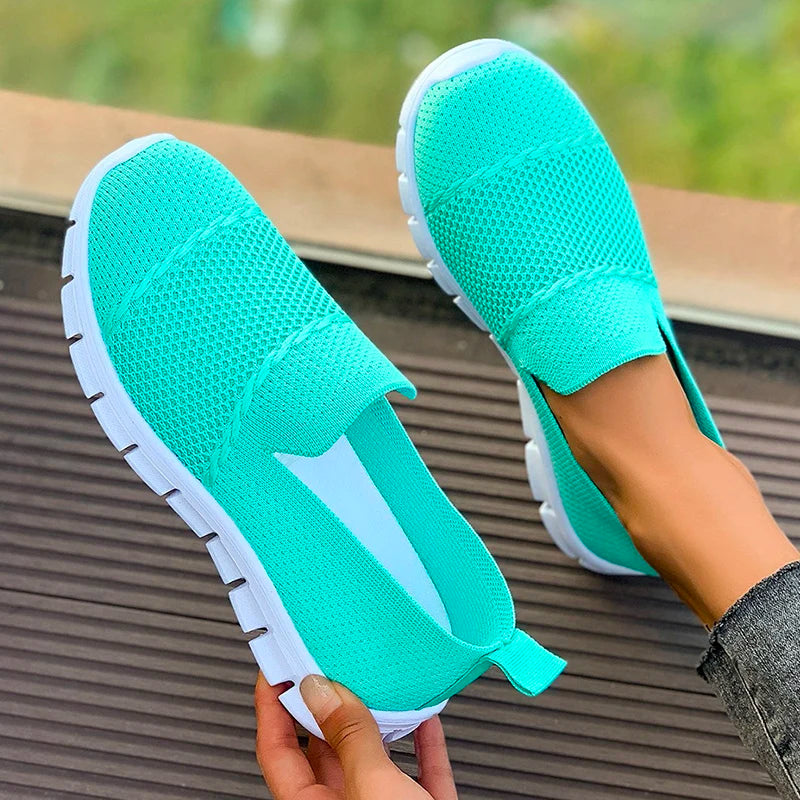 Lightweight Breathable Women's Mesh Flat Shoes Casual Soft Sole Low Top Walking Shoes Woman Plus Size Comfortable Slip On Flats