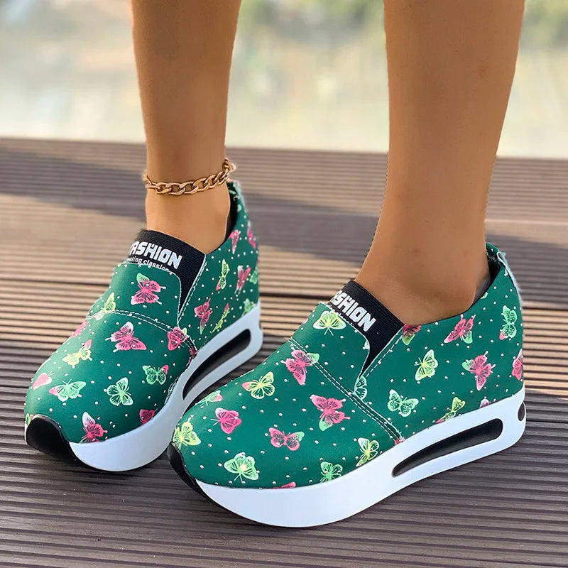 Fashion Butterfly Print Platform Sneakers Women Lightweight Slip On Walking Shoes Woman Thick Sole Non Slip Casual Sports Shoes