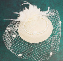 Load image into Gallery viewer, New Elegant Pillbox Hats 20s 50s Vintage Pearl Fascinators Hat for Women with Feather Mesh
