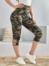 Load image into Gallery viewer, Plus Size Women&#39;s Camo Capri Leggings with Side Stripe Cutouts Stylish High Elasticity Knit Sporty
