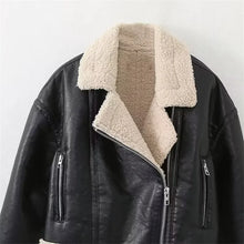 Load image into Gallery viewer, Autumn and Winter New Lapel Fashion Versatile Zipper Pocket Polar Fleece Double-sided Leather Short Jacket
