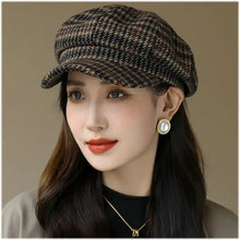 Load image into Gallery viewer, Autumn and Winter New Ladies Octagonal Hat Painter Big Face British Korean Version Beret Fashion Soft Top Short Brim Plaid Cap
