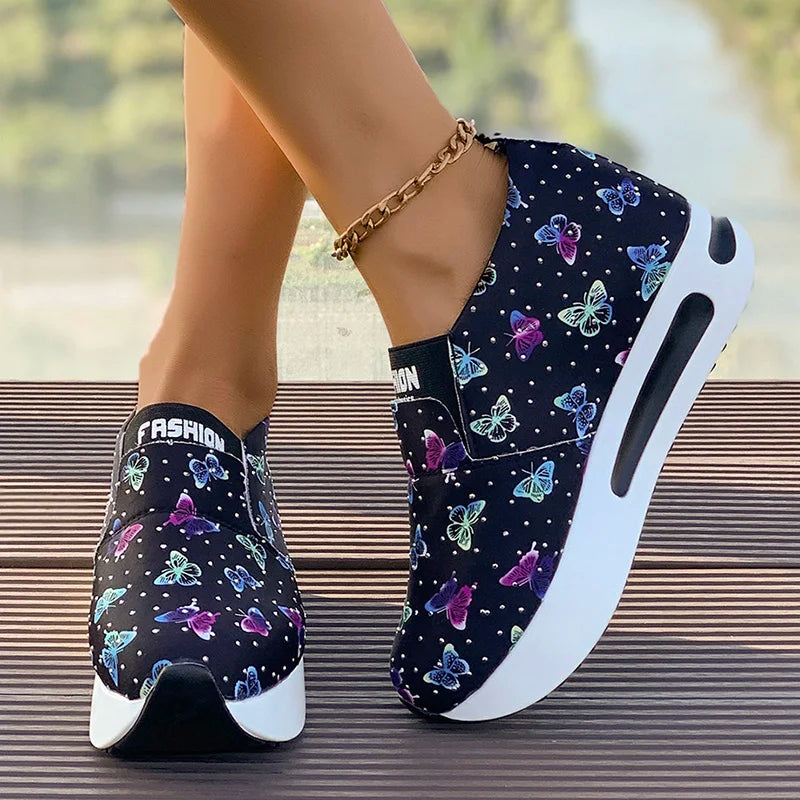 Fashion Butterfly Print Platform Sneakers Women Lightweight Slip On Walking Shoes Woman Thick Sole Non Slip Casual Sports Shoes