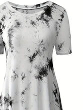 Load image into Gallery viewer, Plus Size Casual Dress, Women&#39;s Plus Tie Dye Short Sleeve Round Neck Slim Fit Dress
