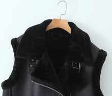 Load image into Gallery viewer, Autumn and winter new street style with belt imitation fur double-sided fabric vest cotton vest
