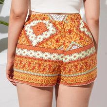 Load image into Gallery viewer, Plus Size Floral Print Summer Casual Shorts Women Elastic Knot Waist Elegant Boho Shorts
