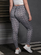 Load image into Gallery viewer, Plus Size Women&#39;s Retro Geometric Print Knit Leggings with Back Zipper Design Mid Waist Stretchy
