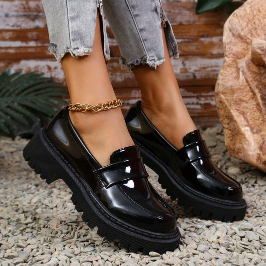 Womens Solid Color Platform Loafers Preppy Style Patent Leather Dress Shoes for Women Fashion Soft Sole Slip On Flats Plus Size