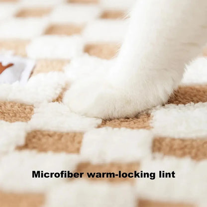 Cats Pet Products Warm Supplies Christmas Goods for Winter Basket Houses Habitats Kitten Accessory Bed Dog All Things Mat Beds