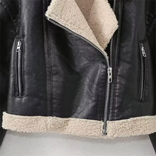 Load image into Gallery viewer, Autumn and Winter New Lapel Fashion Versatile Zipper Pocket Polar Fleece Double-sided Leather Short Jacket
