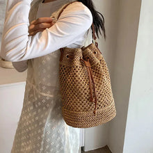 Load image into Gallery viewer, Weaving Bag Women New Fashion Bucket Bag Summer Niche Hundred Straw Beach Single Shoulder Crossbody Bag
