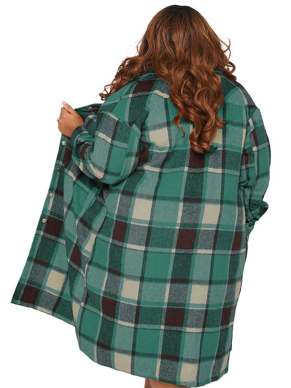 Women Oversized Plaid Blouse with Lapel Collar Long Sleeves Button Closure and Pockets - Stylish and Comfortable