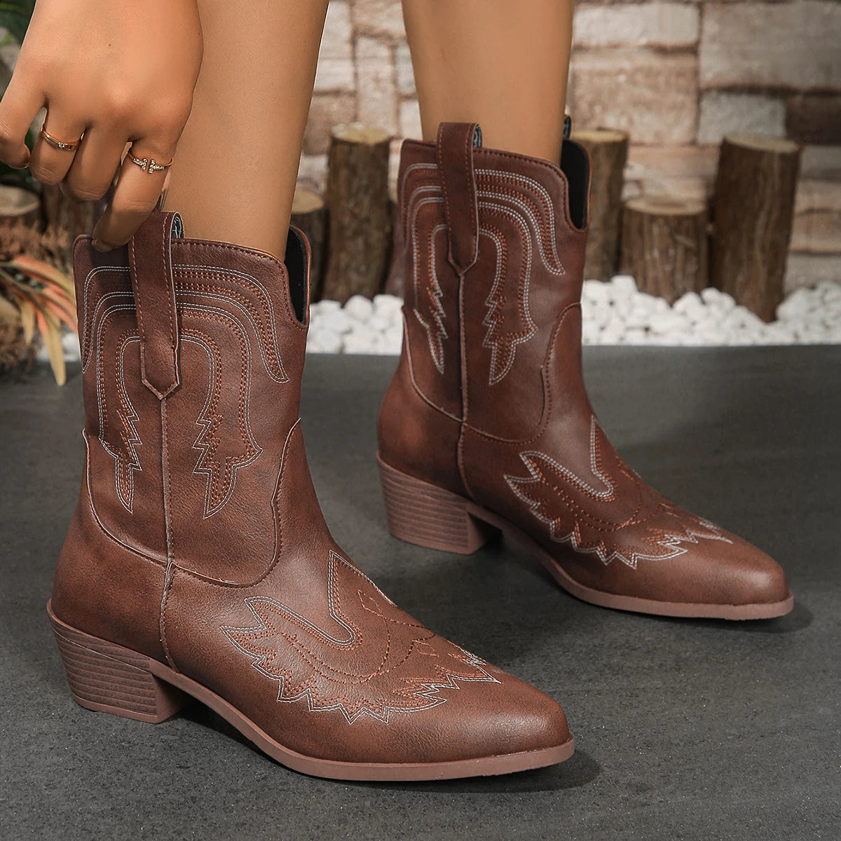 Women's Embroidery Ankle Boots Retro V-Cut Pointed Toe Chunky Heeled Western Boots - Shop & Buy