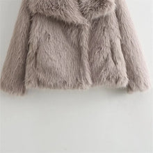 Load image into Gallery viewer, New women&#39;s fashion temperament versatile loose large lapel artificial fur effect jacket
