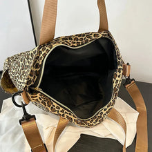 Load image into Gallery viewer, Women&#39;s New  Shoulder Bag Leopard Print Casual Shopping Bag Large Capacity European and American Fashion
