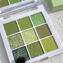Load image into Gallery viewer, Avocado-Inspired 9-18 Color Eyeshadow Palette – Green Hues, Matte-Shimmer Blend, Waterproof &amp; High Pigment - Shop &amp; Buy
