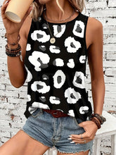 Load image into Gallery viewer, Chic Leopard Print Tank Top – Comfortable Crew Neck &amp; Sleeveless Design – Ideal for Stylish Summer Outfits and Casual Wear - Shop &amp; Buy
