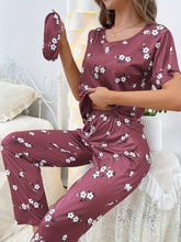 Load image into Gallery viewer, Luxurious Floral Print Pajama Set - Soft &amp; Loose Fit for Women - Short Sleeve Tee &amp; Pants - Comfy Sleepwear &amp; Loungewear - Shop &amp; Buy
