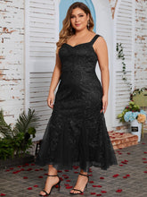 Load image into Gallery viewer, Plus Size Floral Pattern Bridesmaid Dress - Stylish Sleeveless Mesh Mermaid Hem Design for Ultimate Comfort and Elegance - Shop &amp; Buy
