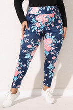 Load image into Gallery viewer, Plus Size Floral Print Legging - Shop &amp; Buy
