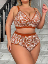 Load image into Gallery viewer, Plus Size Seductive Leopard Print Lingerie Set - Alluring Deep V Bra &amp; Panty with Contrast Binding - Shop &amp; Buy
