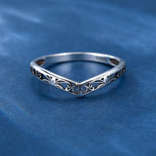 Load image into Gallery viewer, Vintage-Inspired Sterling Silver Flower Carving Ring - Elegant V-Design for Engagement or Wedding - Shop &amp; Buy
