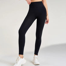 Load image into Gallery viewer, Women&#39;s Sports Fitness Pants Seamless Yoga Running Quick Dry Pants Cloudy Feeling Comfortable Sports Leggings - Shop &amp; Buy
