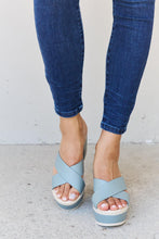 Load image into Gallery viewer, Weeboo Cherish The Moments Contrast Platform Sandals in Misty Blue